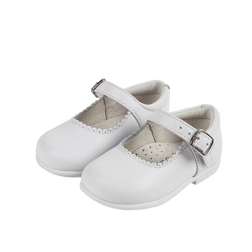 zapato piel blanco mercedita