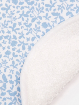 bib blue leaves
