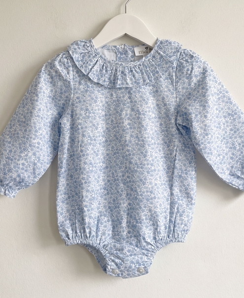 blusa volante estampado