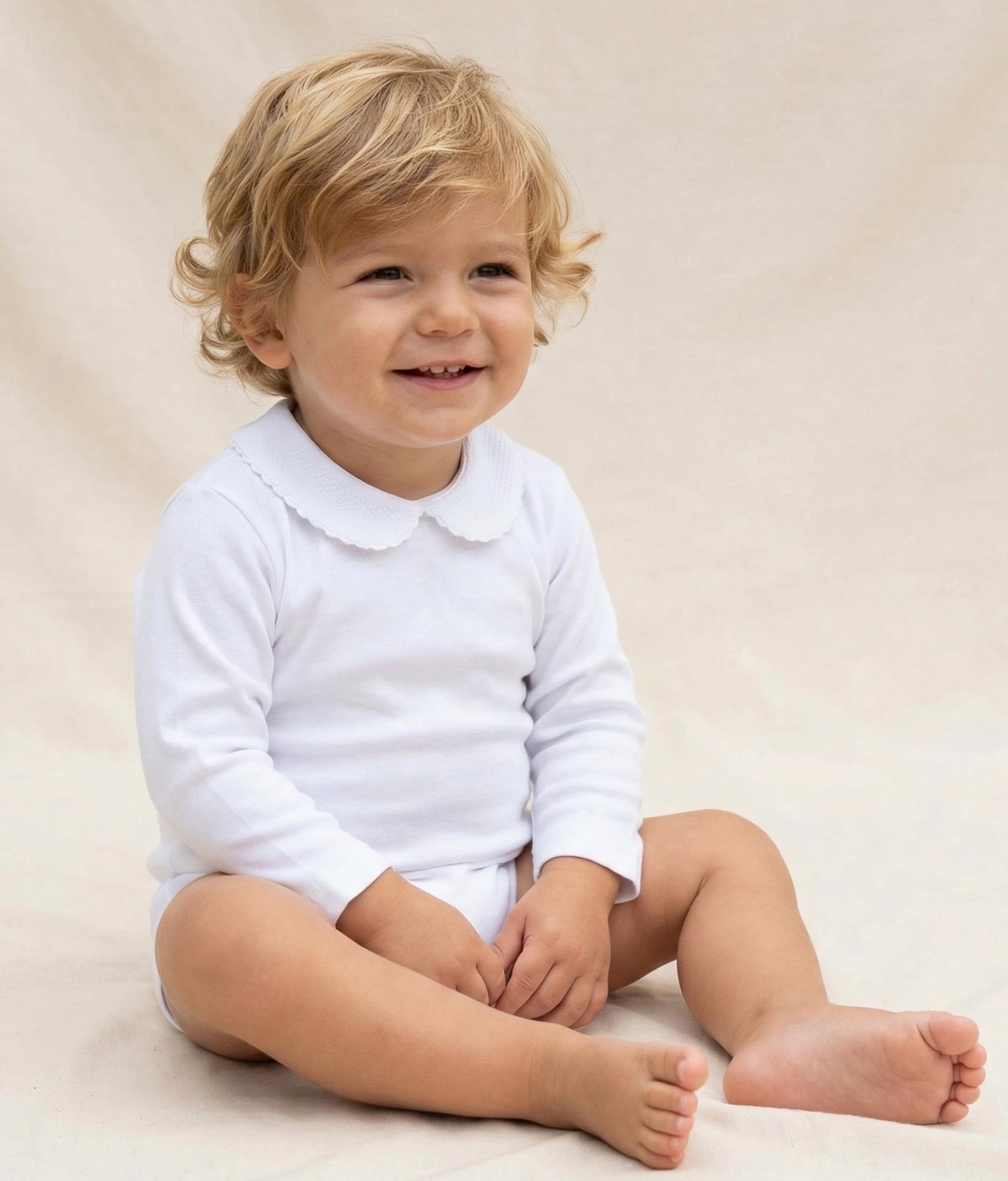 body blanco largo cuello piqué