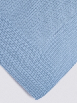 blue blanket knitted