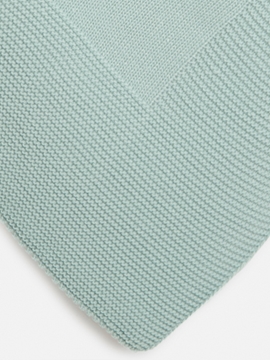 grey blanket knitted