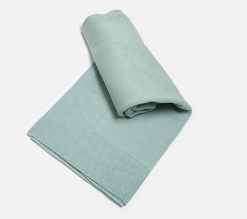 manta de punto verde