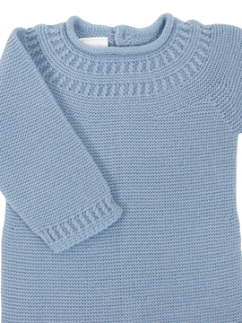 Pelele de punto azul con ochitos