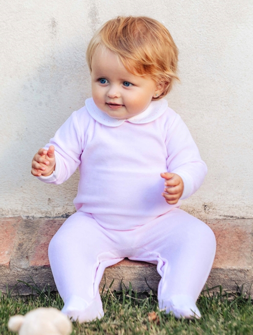 Pijama terciopelo rosa cuello piqué topos