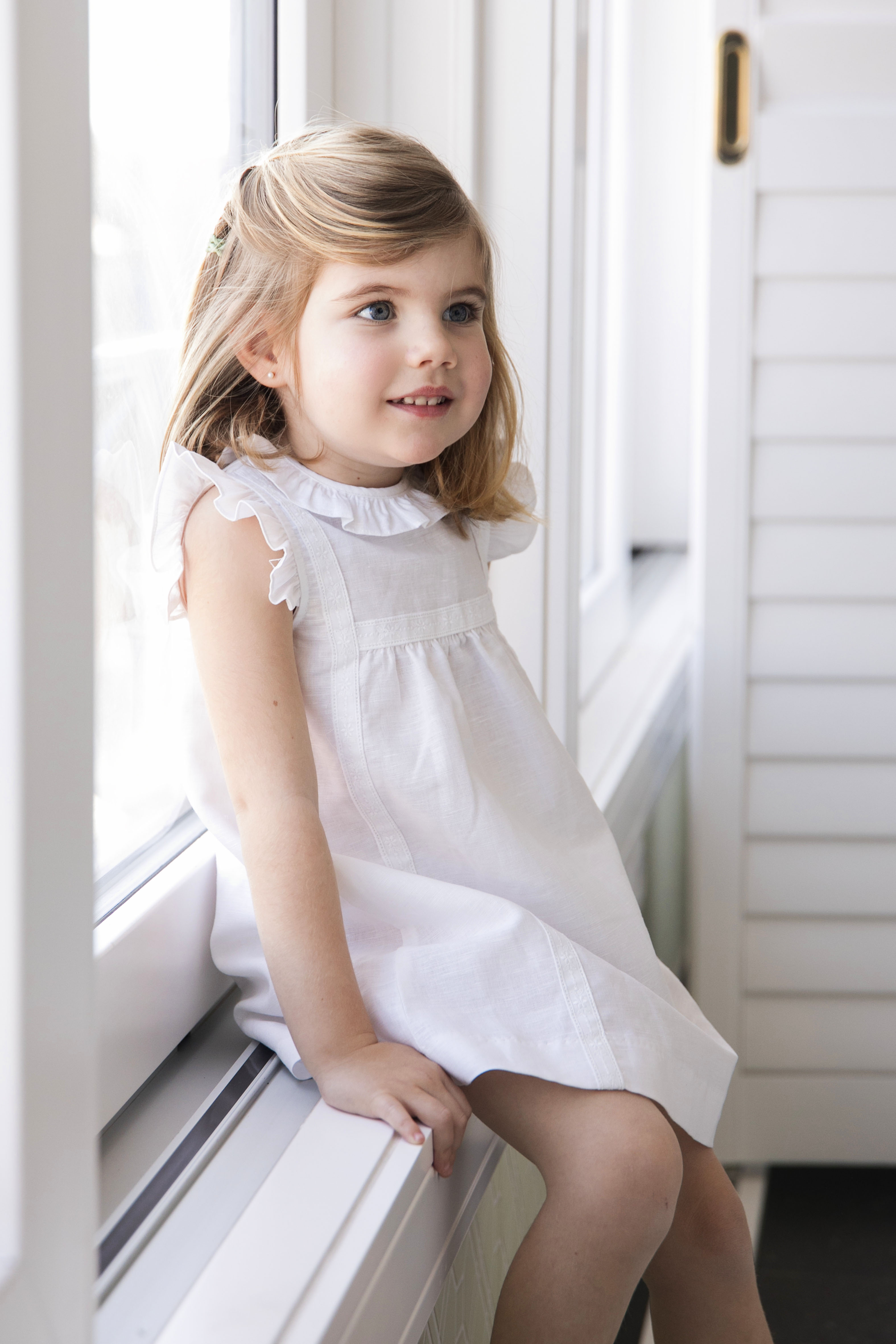 https://www.myhbaby.com/files/products/vestido-celia-lino-blanco-298d3900656318ce.jpg