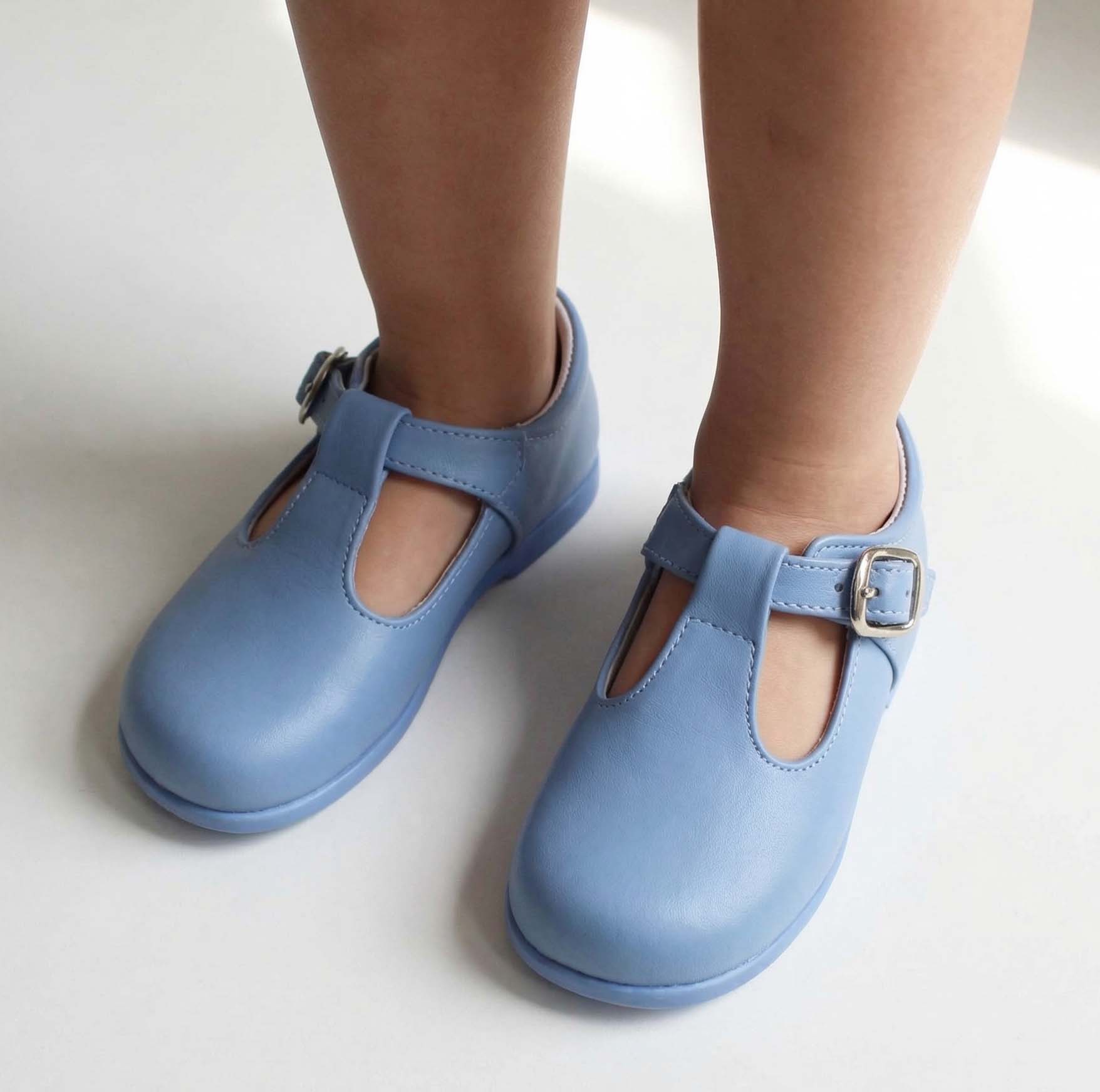 zapato azul pepito
